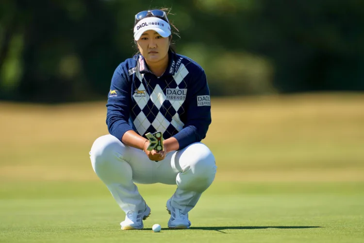 Ryu takes 1-shot lead at Women’s British Open